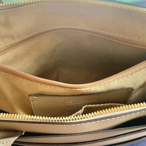 Boldrini large tote. New with tag comes with a designer scarf if u spend $400. - Picture 9 of 13